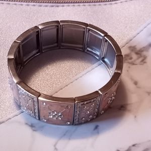 Women's stretch bracelet